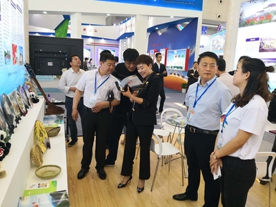 我縣參加第三屆絲綢之路國際博覽會成果豐碩，經貿合作與產業咨詢實現新突破